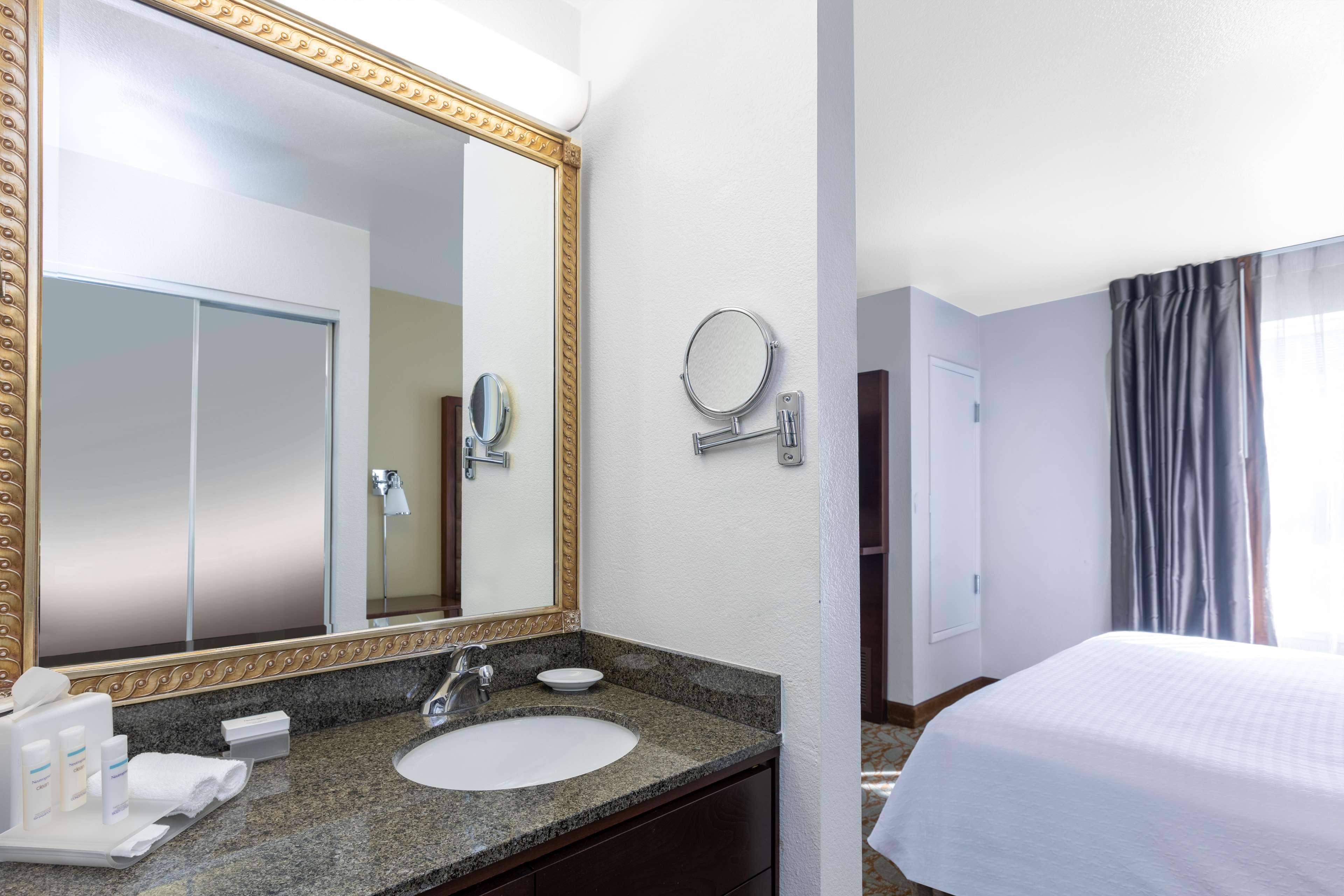Homewood Suites By Hilton Newark Fremont Exterior photo
